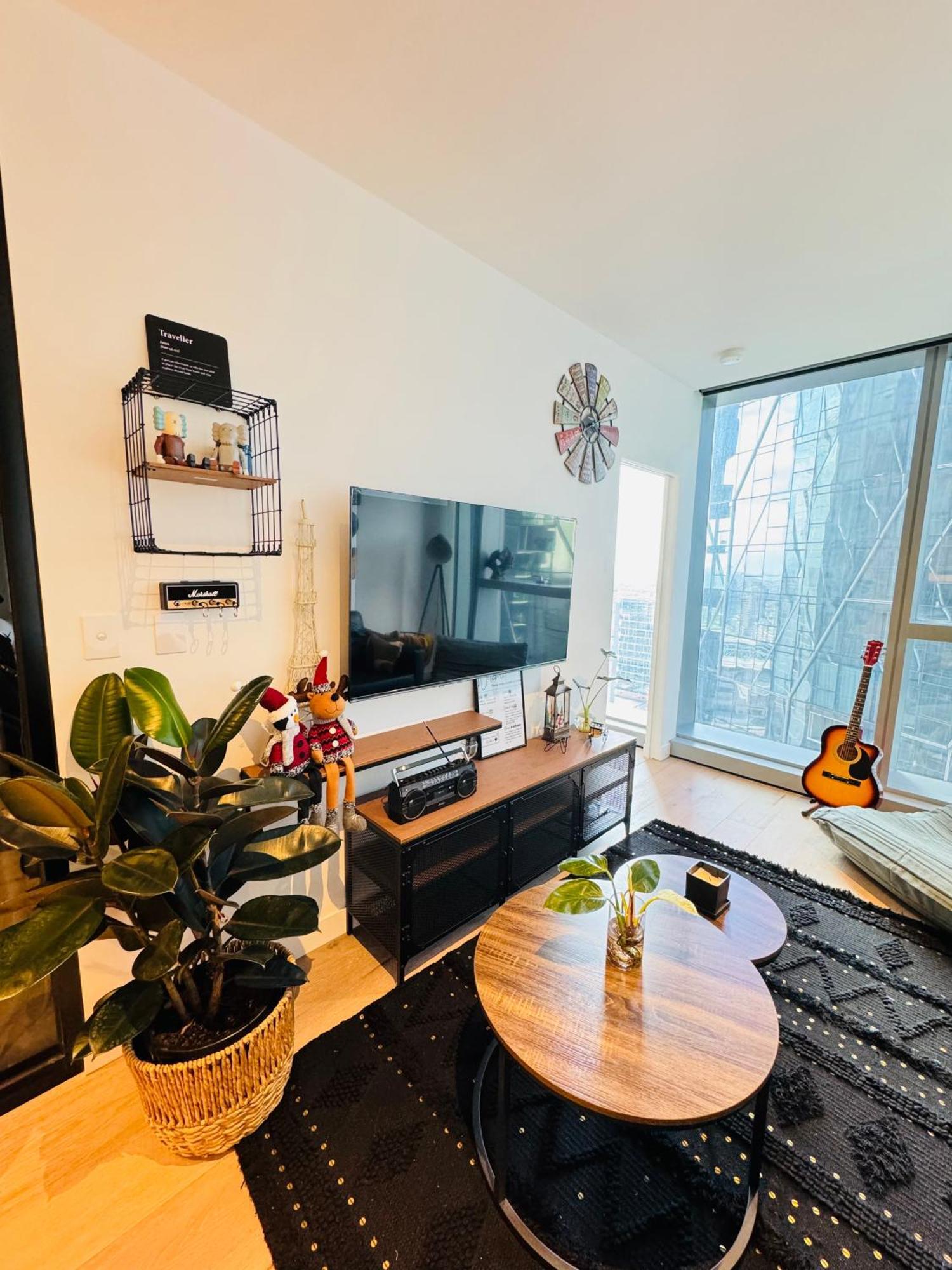 New Retro Style 2Bedrooms Max For 6 In Heart Of Cbd Plus Free Parking Melbourne Bagian luar foto